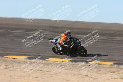 media/Dec-15-2023-Apex Assassins (Fri) [[91f19fb1c7]]/Racer 2/Session 2 (Bowl Exit)/